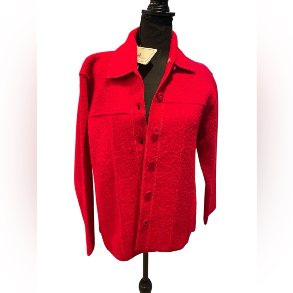 NWT. Lisa international red wool coat with removable fur collar. Size medium. - Picture 2 of 5
